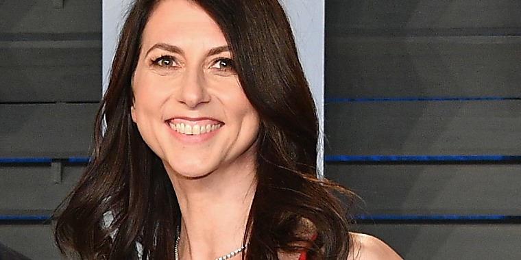 MacKenzie Scott’s approach to her $26 billion giving spree was
inspired by a book she read in college about writing