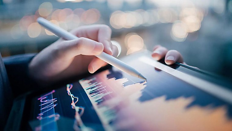From dirt to data: Infrastructure and real estate investors unearth
opportunities in powered land - irei.com