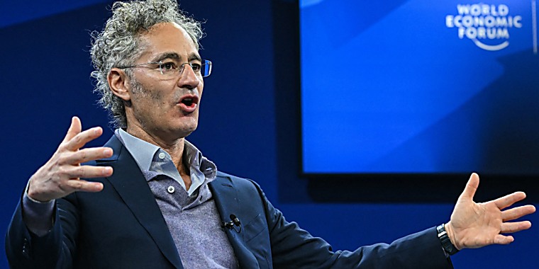 Palantir’s billionaire CEO says only two kinds of people will
succeed in the AI era: trade workers