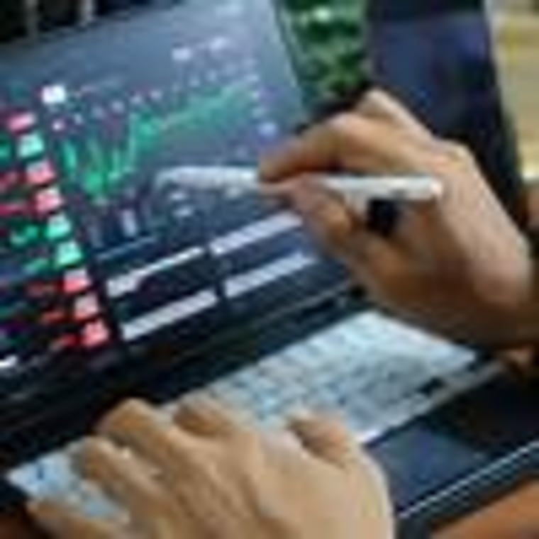 The Crypto Market Surpasses $3 Trillion. What Drove This Milestone and
What Could Keep It There?