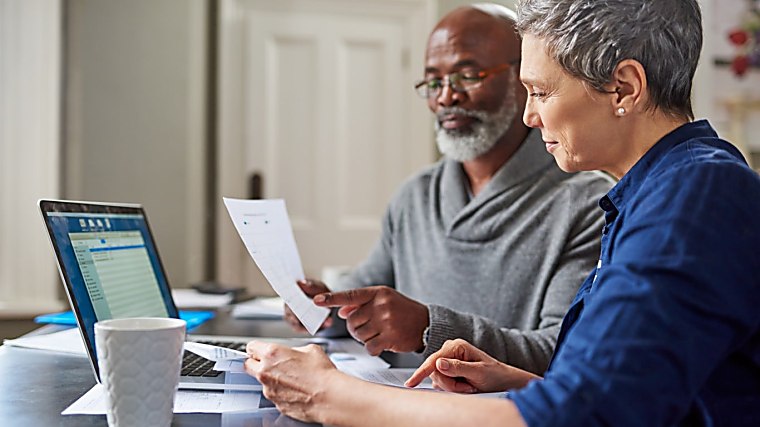 The Ultra-Rich Pay Millions for "Tax-Loss Harvesting." Here's the Free
Version Every Retiree With a Brokerage Account Can Run Before December
31