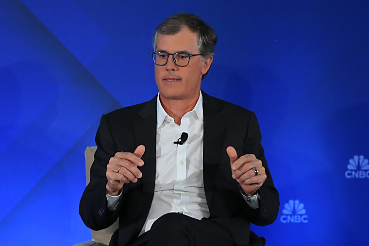 Top-performing tech hedge fund manager Philippe Laffont explains his
biggest AI trade