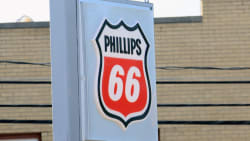 Activist hedge fund Elliott wins two seats on Phillips 66 board - ft.com