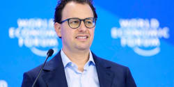 Anthropic raises 30 billion valuing OpenAI rival at 380 billion
