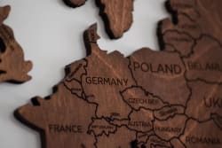 German institutional investors slowly return to hedge funds, liquid alternatives - Investment &amp; Pensions Europe