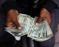 Hedge fund borrowing exposes emerging markets to greater Iran war risk, says IMF - The Guardian