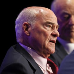 Henry Kravis Sells KKR Stock for First Time in Years - Barron's