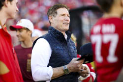 NFL Hall of Famer Steve Young’s HGGC Raises New $3.2 Billion Fund, Beating Target - Bloomberg.com