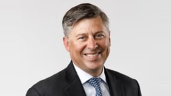 Q&amp;A: Is T. Rowe Price Expanding Its Alternative Investments Business? - citybiz