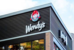 Trian’s Peltz flags Wendy’s as undervalued