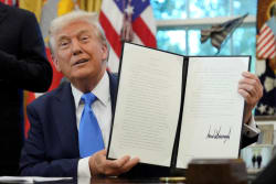 Trump to Deliver Remarks to Crypto Conference on Saturday, White House Says - U.S. News Money
