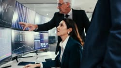 Hedge funds go long on the 'Mag 7'