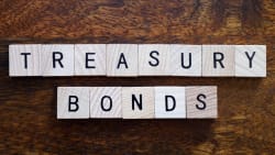 Pension Funds Pile Billions Into This Treasury ETF Every Quarter. Retail Retirees Barely Know It Exists.